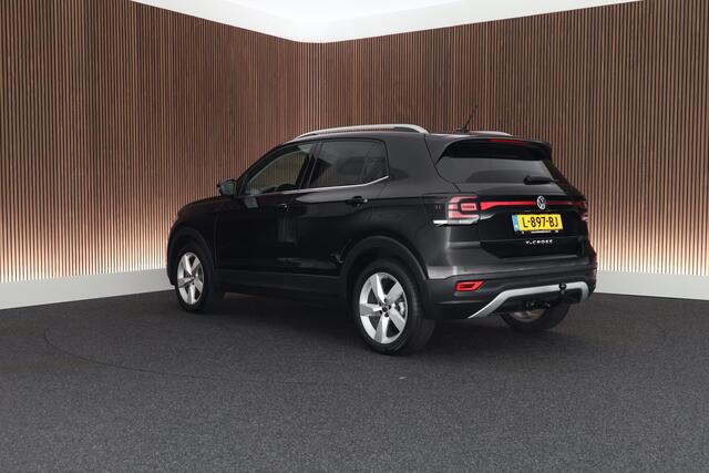 Volkswagen T-Cross 1.0 TSI 110pk DSG Style Navigatie Trekhaak Stoelverwarming LED