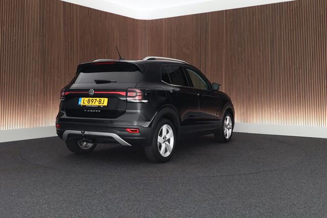 Volkswagen T-Cross 1.0 TSI 110pk DSG Style Navigatie Trekhaak Stoelverwarming LED