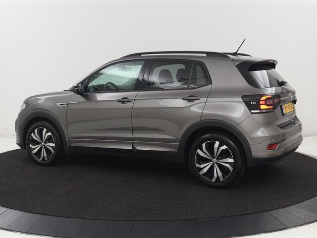 Volkswagen T-Cross 1.0 TSI R Line | Camera | Carplay | Adaptive cruise | Parkeerhulp | Sportstoelen | Getint glas | Side Assist | Airco | Bluetooth | Origineel NL