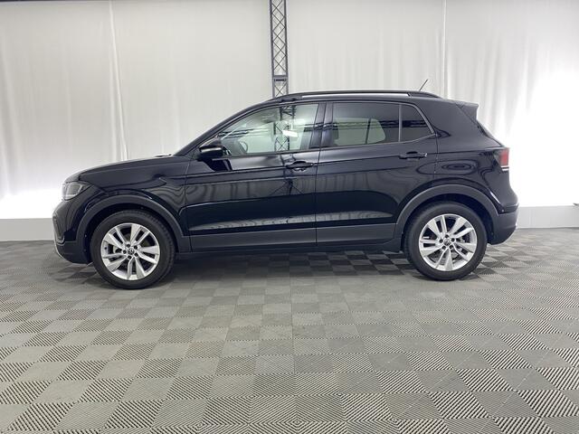 Volkswagen T-Cross 1.0 TSI Goal Edition | Apple carplay | Parkeerhulp | Trekhaak | Navi | LED | Stoelverwarming | 17 inch