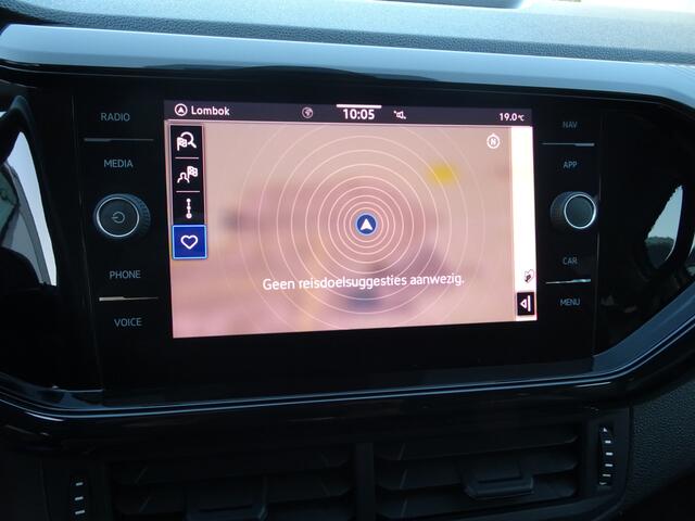 Volkswagen T-Cross 1.0 TSI Life Business Automatische airco, navigatie, cruise controle, parkeersensoren, achteruitrij camera, apple-carplay, enz.