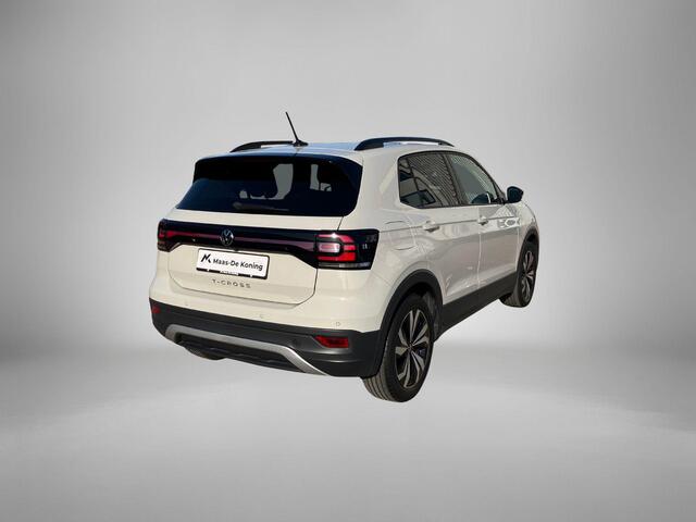 Volkswagen T-Cross 1.0TSI/110PK Life DSG · Navigatie · Camera + Parkeersensoren · Stoelverwarming · Apple/Android Car Play · Clima · Garantie t/m 31-10-2026 of 100000km.