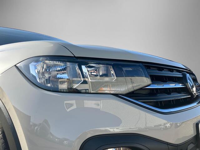Volkswagen T-Cross 1.0TSI/110PK Life DSG · Navigatie · Camera + Parkeersensoren · Stoelverwarming · Apple/Android Car Play · Clima · Garantie t/m 31-10-2026 of 100000km.