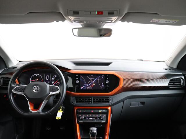 Volkswagen T-Cross 1.0 TSI Style | ACC | Achteruitrijcamera | Trekhaak | Navigatie!