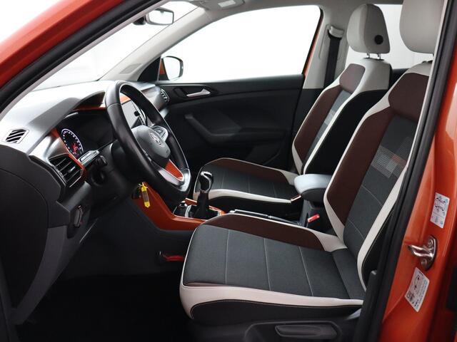 Volkswagen T-Cross 1.0 TSI Style | ACC | Achteruitrijcamera | Trekhaak | Navigatie!