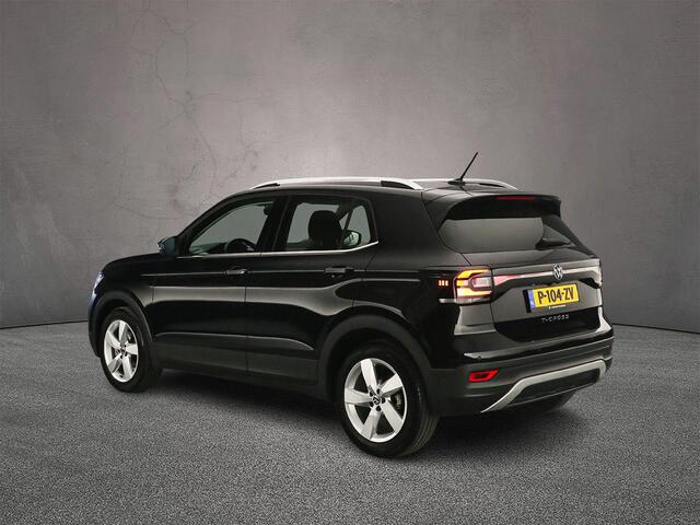 Volkswagen T-Cross Style 1.0 TSI 110pk DSG Automaat Adaptive cruise control, Navigatie, Achteruitrijcamera, DAB, Radio, Parkeersensoren, App connect, Airco, Bluetooth