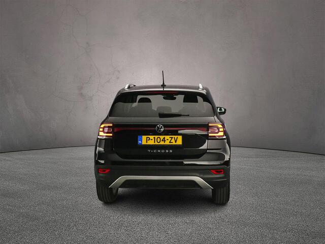 Volkswagen T-Cross Style 1.0 TSI 110pk DSG Automaat Adaptive cruise control, Navigatie, Achteruitrijcamera, DAB, Radio, Parkeersensoren, App connect, Airco, Bluetooth