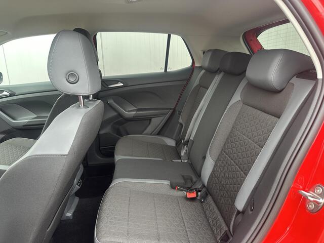 Volkswagen T-Cross 1.0 TSI Life Business / Automaat / digitaal instrumentenpaneel / Navigatie / adaptieve cruise control /