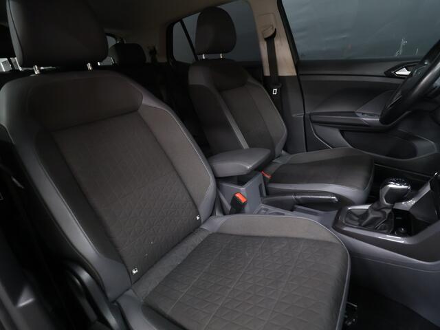 Volkswagen T-Cross 1.0 TSI Style [STOELVERWARMING, ADAPTIEVE CRUISE, BLUETOOTH, CAMERA, PDC, NAVIGATIE, AUTOMAAT, MULTI FUNCTIONEEL STUURWIEL, NIEUWSTAAT]