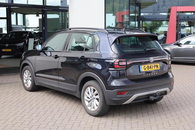 Volkswagen T-Cross 1.0 TSI Life 95PK / 70kW, NL auto 2e eigenaar, trekhaak, 16" LMV, dodehoekdetectie (side assist), navigatie, lendesteunen, adaptieve cruise control (acc), lane assist, airco, elektrisch verstel- en verwarmbare buitenspiegels, multifunctioneel lederen stuu