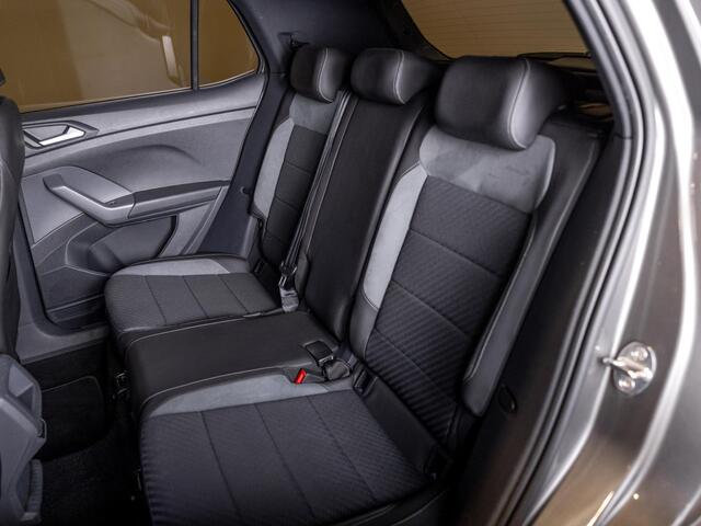 Volkswagen T-Cross 1.0 TSI 2x R-Line / 115pk / Dodehoek herkenning / Automatische klimaatregeling /