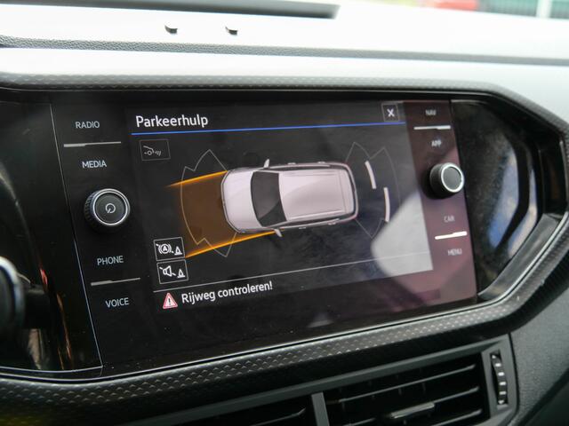 Volkswagen T-Cross 1.0 TSI 96PK Life | CAMERA | CARPLAY | WINTERPAKKET |