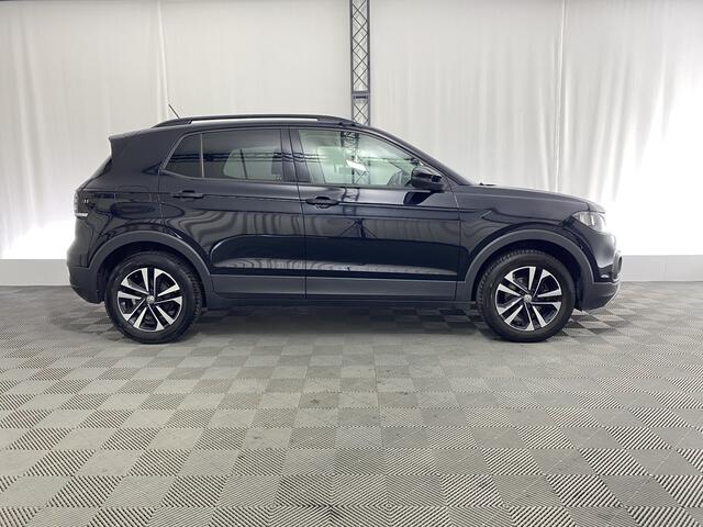Volkswagen T-Cross 1.0 TSI Life | Apple carplay | Navi | Trekhaak | Cruise adaptief | Dodehoek | Aut. airco | LM velg