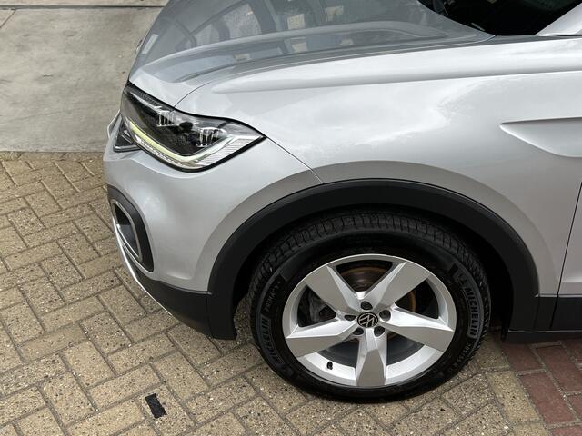 Volkswagen T-Cross 1.0 TSI DSG Style / Led / Stoelverwarming / Achteruitrij camera / 17'' LMV