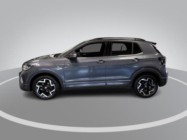 Volkswagen T-Cross 1.5 TSI 150pk DSG R-Line · Trekhaak · Navigatie · Apple/Android Car Play · Camera · Stoelverwarming