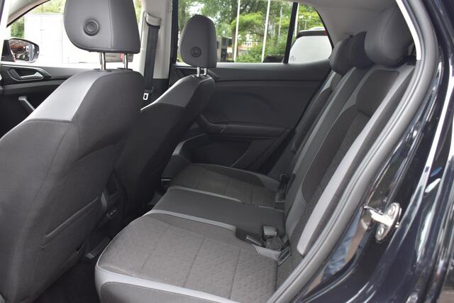Volkswagen T-Cross 1.0 TSI Style Carplay Navigatie | Camera | Adaptieve Cruise | Stoelverwarming | 12 mnd BOVAG garantie | Whatsapp 06-53188999