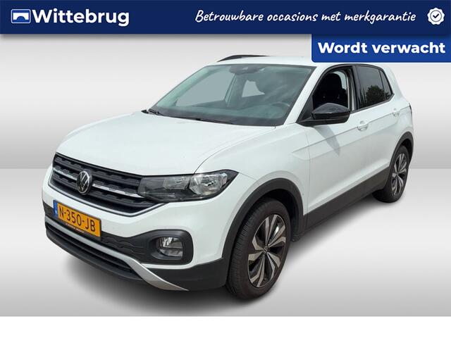 Volkswagen T-Cross 1.0 TSI Life / Navigatie / App connect / Camera / Climate controle / Lichtmetaal 17 inch /