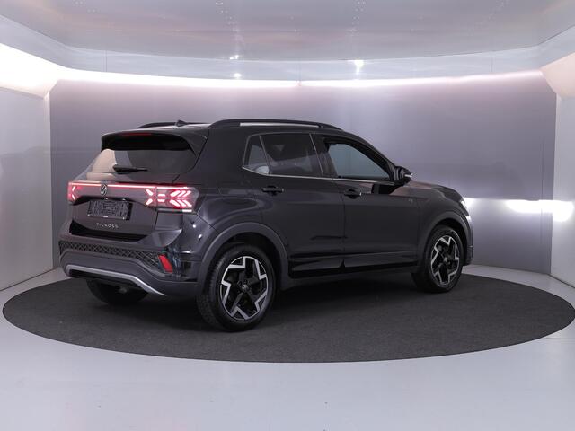 Volkswagen T-Cross 1.5 TSI R-Line 150 pk Automaat (DSG) | Navigatie | Trekhaak (afneembaar) | Parkeersensoren | Achteruitrijcamera | Matrix LED koplampen | R-Line |