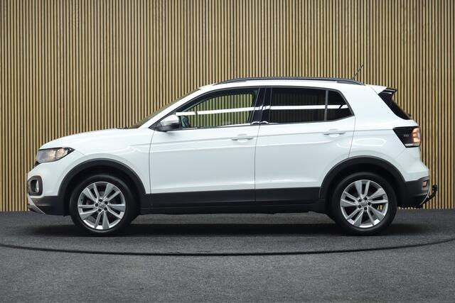 Volkswagen T-Cross 1.0 TSI Life | Trekhaak | Adaptive-cruise | Parkeersensoren V+A | Navigatie | Clima | Stoelverwarming | LM Velgen | Dodehoekdetectie
