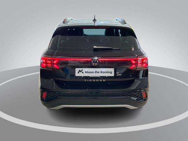 Volkswagen T-Cross 1.0TSI/116PK R-Line DSG · Trekhaak · Navigatie · Camera + Parkeersensoren · Apple/Android Car Play · Stoelverwarming · Garantie t/m 27-07-2030 of 100.000km