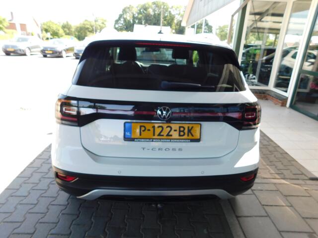Volkswagen T-Cross 1.5TSI 150PK STYLE!! All-in Prijs! Trekhaak!