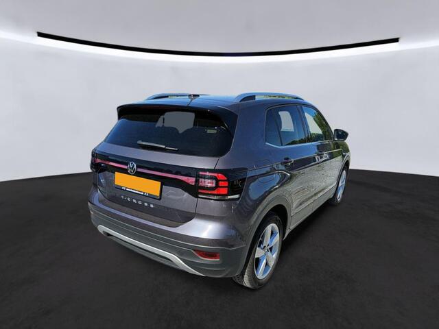 Volkswagen T-Cross 1.5 TSI STYLE AUTOMAAT Stoelverwarming | Park Assist | Virtual Cockpit