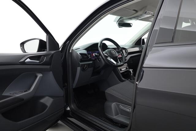 Volkswagen T-Cross 1.0 TSI R-Line | Dig. Cockpit | Trekhaak | Adapt. Cruise | Apple CarPlay | Stoelverw. | Navi | PDC V+A