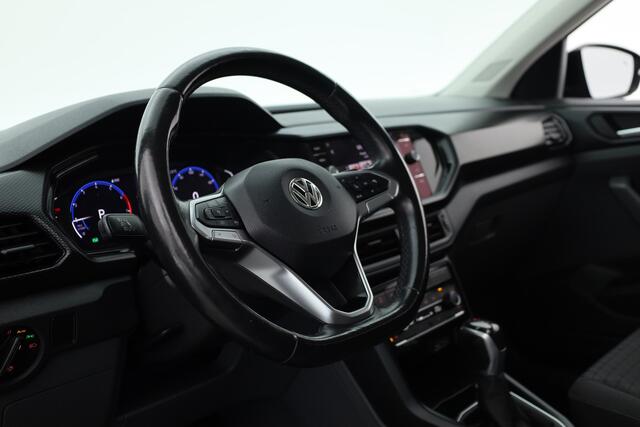 Volkswagen T-Cross 1.0 TSI R-Line | Dig. Cockpit | Trekhaak | Adapt. Cruise | Apple CarPlay | Stoelverw. | Navi | PDC V+A