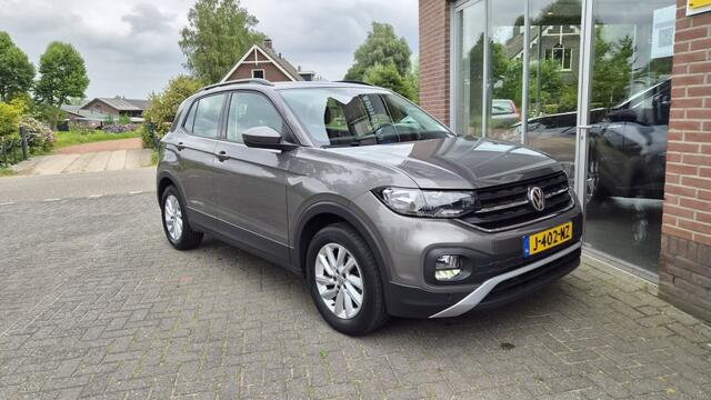 Volkswagen T-Cross 1.0 TSI Life, Trekhaak, Stoelverwarming