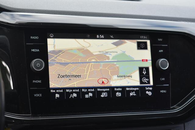 Volkswagen T-Cross 1.0 TSI Style Blind Spot | Half-Leder | Carplay Navi | Camera | Sensoren voor en achter | 12 mnd BOVAG garantie | Whatsapp 06-53188999
