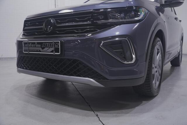Volkswagen T-Cross 1.5 TSI R-Line Navi 2xR-line PDC v+a Private-glas 17"-LMV Digi-cockpit Carbon-inlegdelen cruise-controle climate-controle Apple Carplay Achteruitrijcamera Stoelverwarming