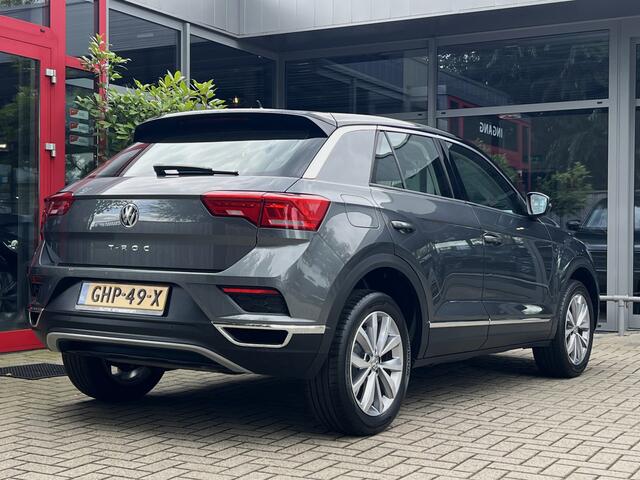 Volkswagen T-Roc 1.0 116PK TSI SPORT *!* NAVIGATIE/ 17 INCH/ PDC/ ECC *!*