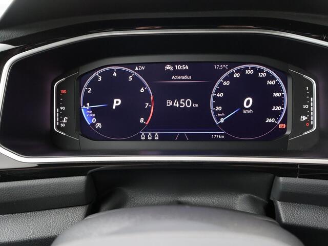 Volkswagen T-Roc 1.5 TSI 150pk DSG R-Line Business | R-Line Topsport stoelen | Dodehoeksensor |