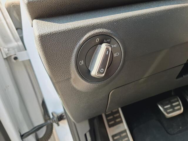 Volkswagen T-Roc 1.5 TREKHAAK NAVI, CAMERA, ANDROID AUTO 1.5 TSI