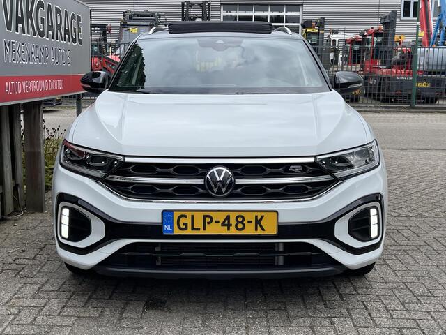 Volkswagen T-Roc 1.5 TSI R-Line Business 17"/Panoramadak/IQ Light/Virtual Cockpit/Adaptieve cruise/Stoelverwarming/Apple Carplay & Android Auto/Camera/PDC v+a