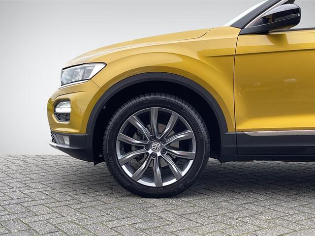 Volkswagen T-Roc 1.5 TSI Style Executive Pack | Navigatie | Apple Carplay/Android Auto | Elek. Achterklep | Adapt. Cruise Control | 18'' Velgen | Rijklaarprijs!