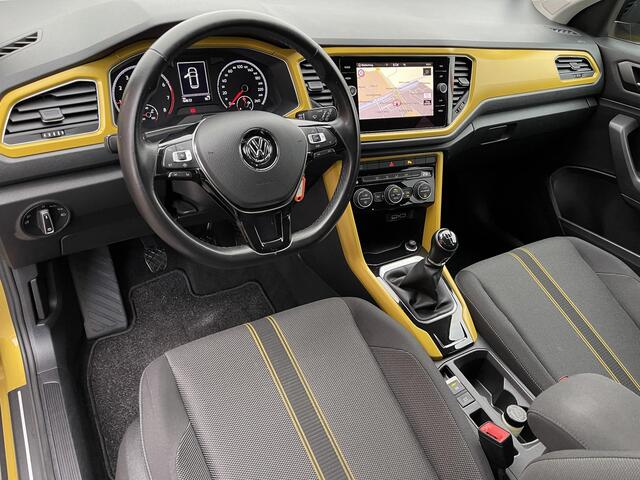 Volkswagen T-Roc 1.5 TSI Style Executive Pack | Navigatie | Apple Carplay/Android Auto | Elek. Achterklep | Adapt. Cruise Control | 18'' Velgen | Rijklaarprijs!