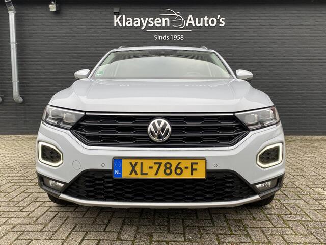 Volkswagen T-Roc 1.5 TSI Sport | 1e eigenaar | dealer onderhouden | panoramadak | apple carplay | wit metallic | digitale cockpit