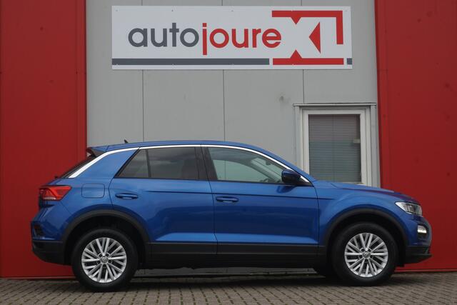 Volkswagen T-Roc 1.0 TSI Sport | ACC | Navigatie | Airco | Voorstoelen verwarmd |