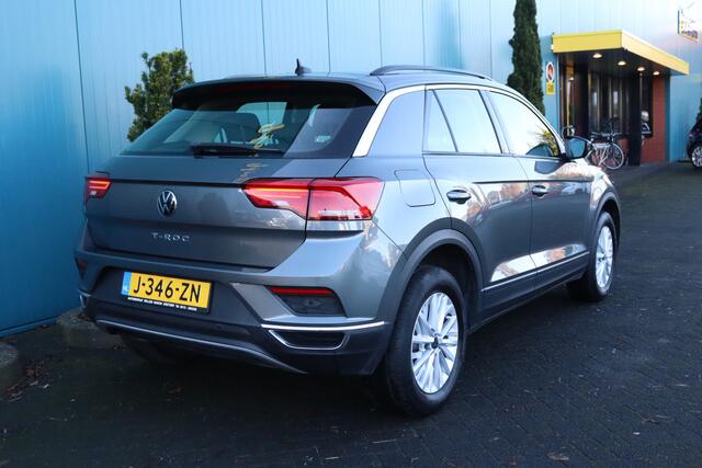 Volkswagen T-Roc 1.0 TSI Style Executive ECC|ADAPT.CRUISE|CARPLAY|NAV|A.R.CAM|PDC|LMV