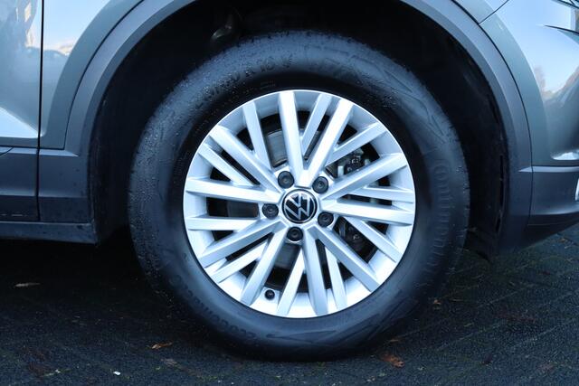 Volkswagen T-Roc 1.0 TSI Style Executive ECC|ADAPT.CRUISE|CARPLAY|NAV|A.R.CAM|PDC|LMV