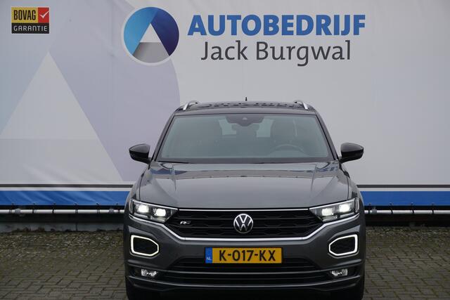 Volkswagen T-Roc 1.5 TSI 150pk DSG Sport Business R-Line Digital dashboard | ACC | PDC * All in prijs *