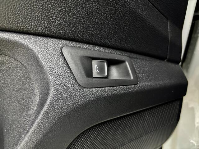 Volkswagen T-Roc 1.5i Sport - R-Line - Nav - Camera - Leer