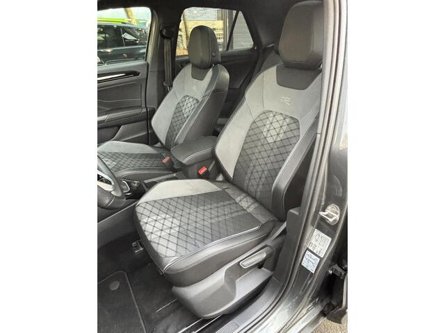 Volkswagen T-Roc 2.0 TSI 4Motion R-Line Business+