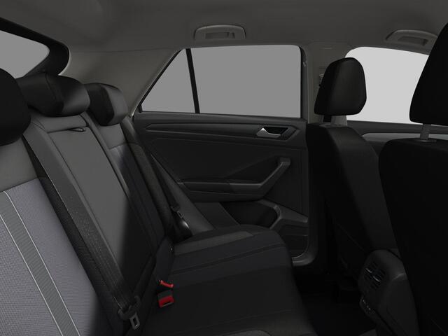 Volkswagen T-Roc Life Edition 1.5 TSI 150 pk 7 versn. DSG · Achteruitrijcamera · parkeersenoren voor en achter ·