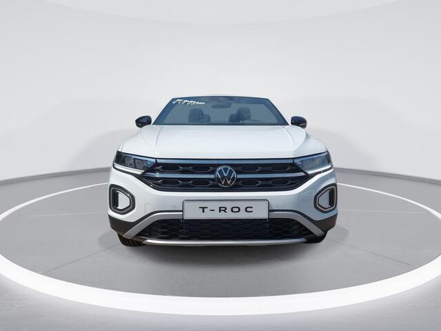 Volkswagen T-Roc Cabrio Style 1.0 TSI 85 kW / 115 pk 6 versn. Hand · Black style pakket · Comfort pakket · Multimedia pakket ·