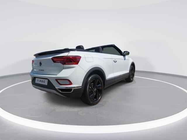 Volkswagen T-Roc Cabrio Style 1.0 TSI 85 kW / 115 pk 6 versn. Hand · Black style pakket · Comfort pakket · Multimedia pakket ·