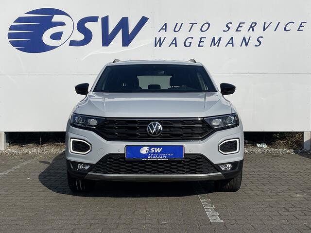 Volkswagen T-Roc 1.5 TSI Sport | CarPlay | Camera | Keyless | ACC | LED | DAB+ | 18 inch