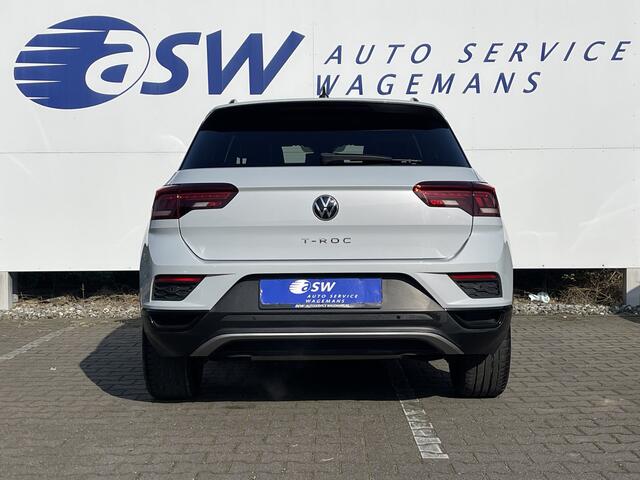Volkswagen T-Roc 1.5 TSI Sport | CarPlay | Camera | Keyless | ACC | LED | DAB+ | 18 inch