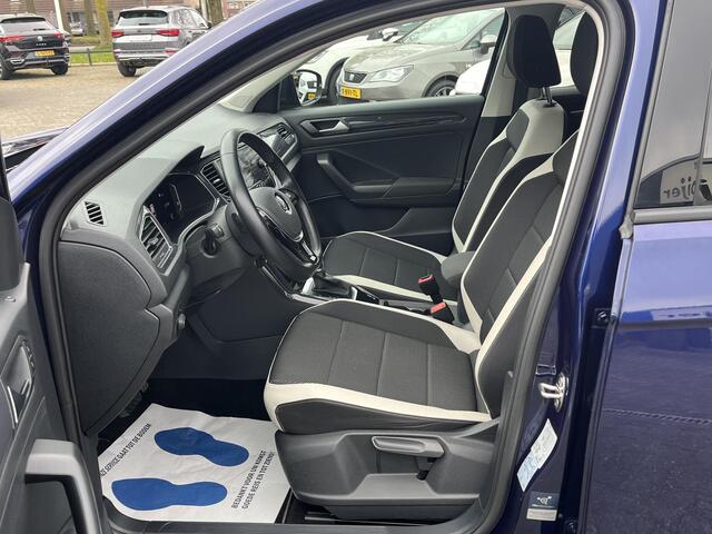 Volkswagen T-Roc 1.5 TS DSG Sport | CAMERA | STOELVERW. | DIG. DASHBOARD |
